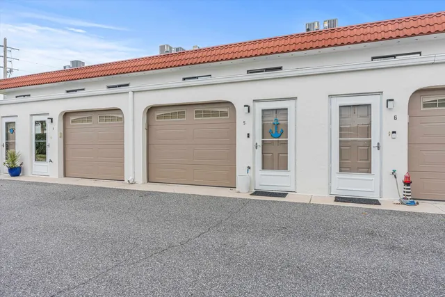 $439,000 | 21 Dondanville Road, Unit 5, St. Augustine, FL 32080