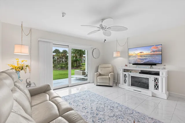 $439,000 | 21 Dondanville Road, Unit 5, St. Augustine, FL 32080