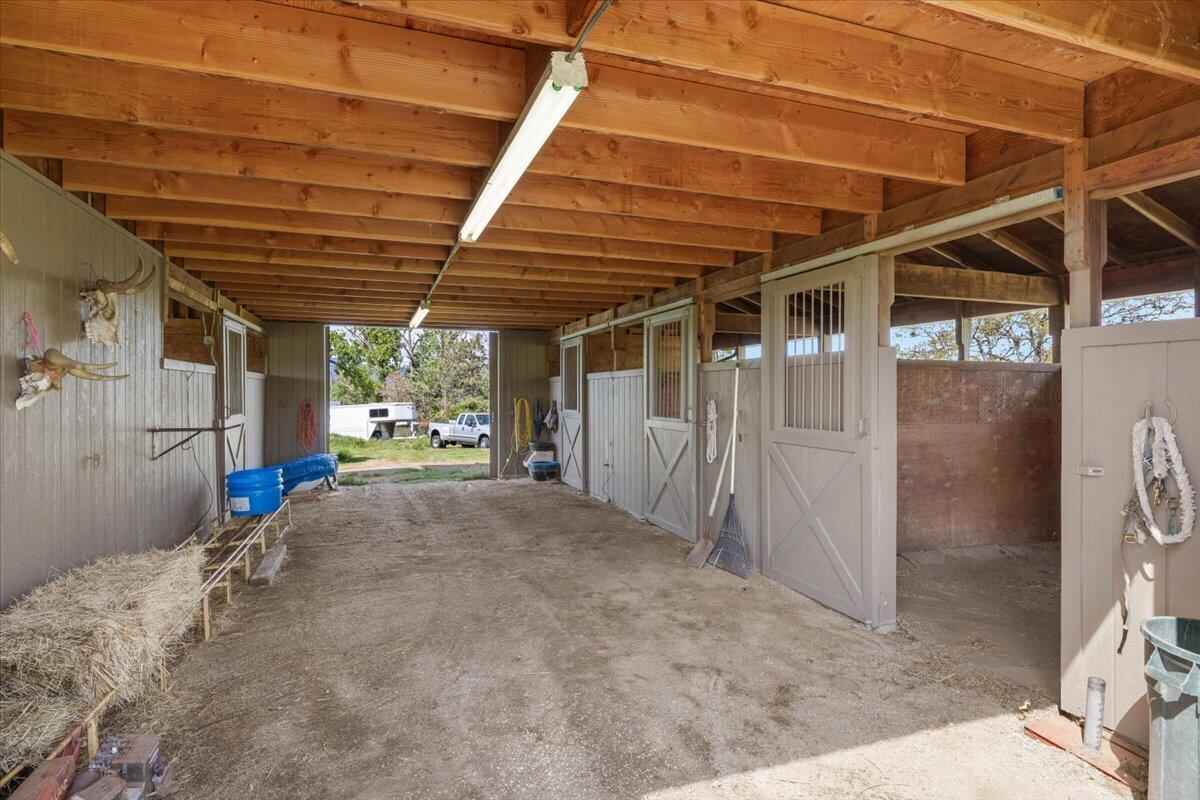 900 Butler Creek Road Ashland, OR 97520 - Photo 32 of 39 47-CI_9943
