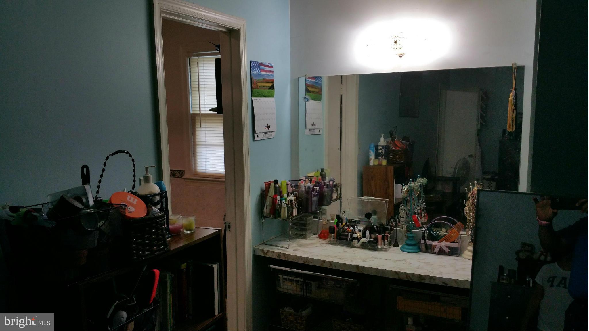 12605 Garden Gate Road Silver Spring, MD 20902 - Photo 21 of 27 Bedroom (Master)