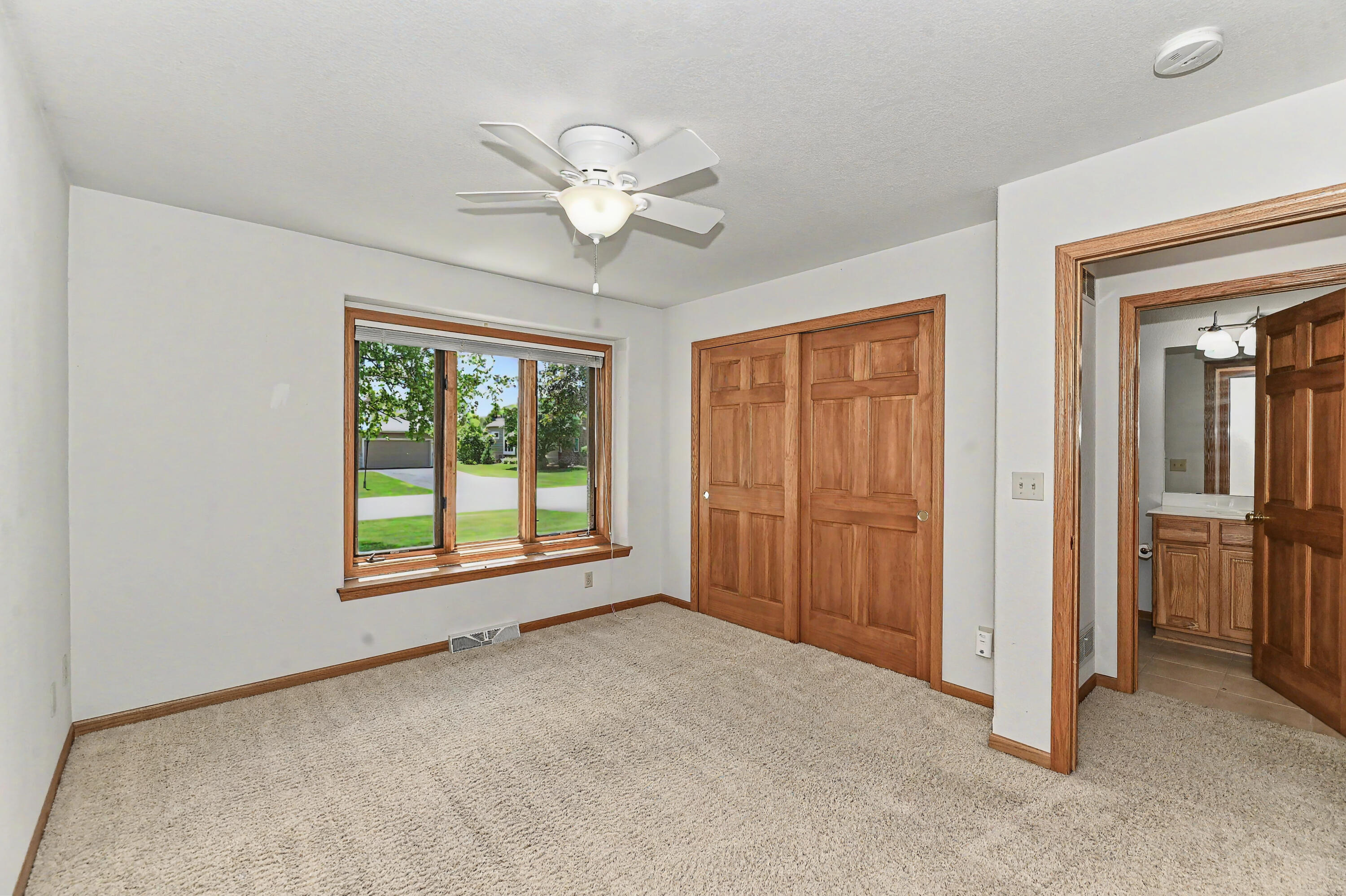 N22-w26492 Shooting Star Road, Unit 2 Pewaukee, WI 53072 - Photo 25 of 32 Spacious and Bright