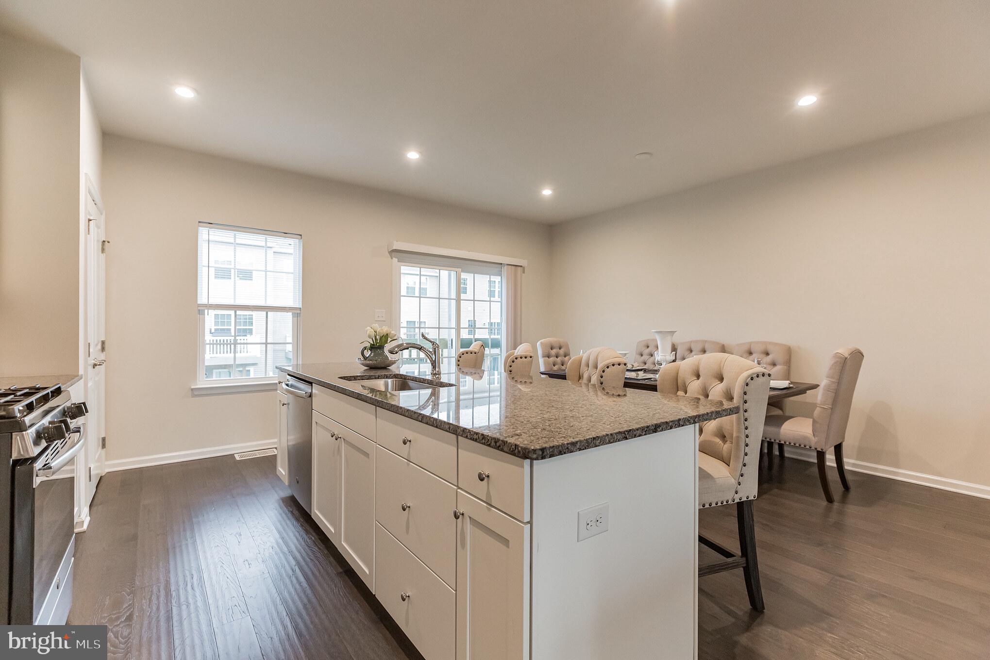 134 Pinnacle Place Sewell, NJ 08080 - Photo 6 of 30