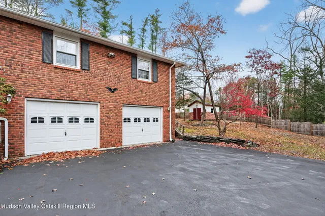 a house view with a yard