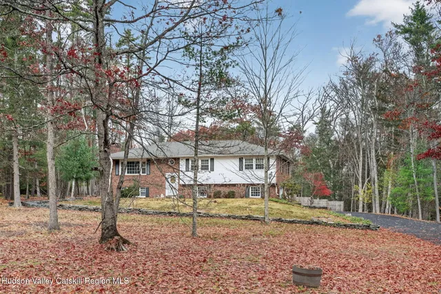 $499,000 | 34 Forestwood Drive, Woodstock, NY 12498