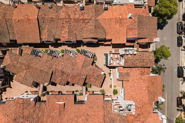 $2,095,000 | 105 West De La Guerra Street, Unit S, Santa Barbara, CA 93101