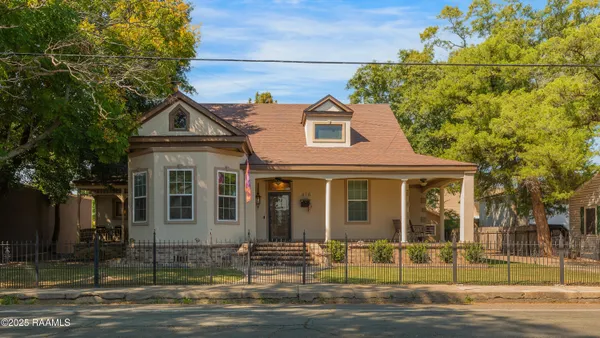 $212,500 | 416 Iberia Street, New Iberia, LA 70560