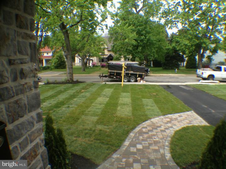 27 East Park Road Havertown, PA 19083 - Photo 2 of 25 View from Front Door