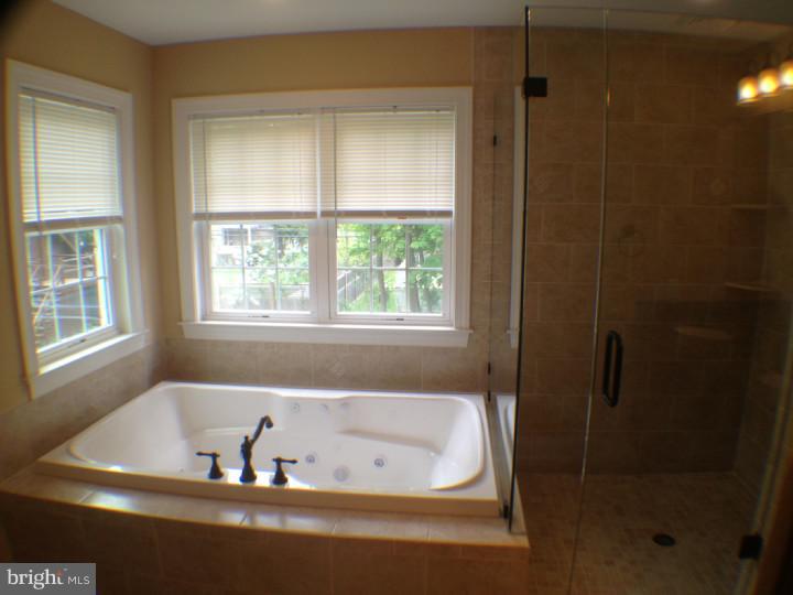 27 East Park Road Havertown, PA 19083 - Photo 18 of 25 Master Bathroom