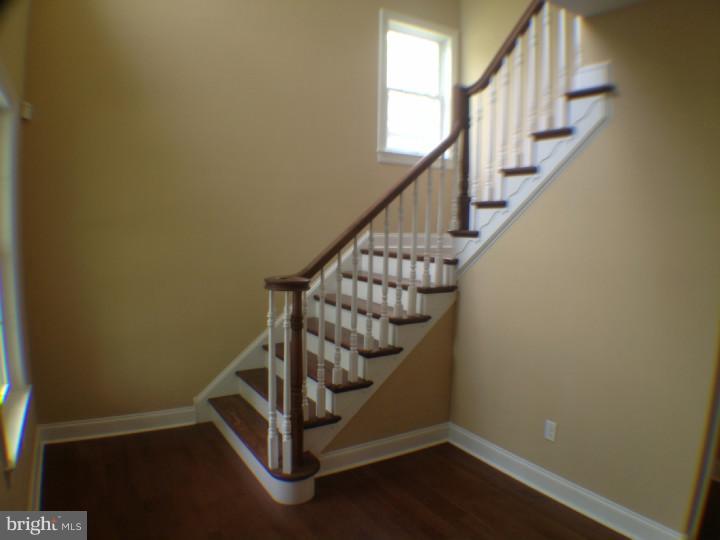 27 East Park Road Havertown, PA 19083 - Photo 3 of 25 Foyer