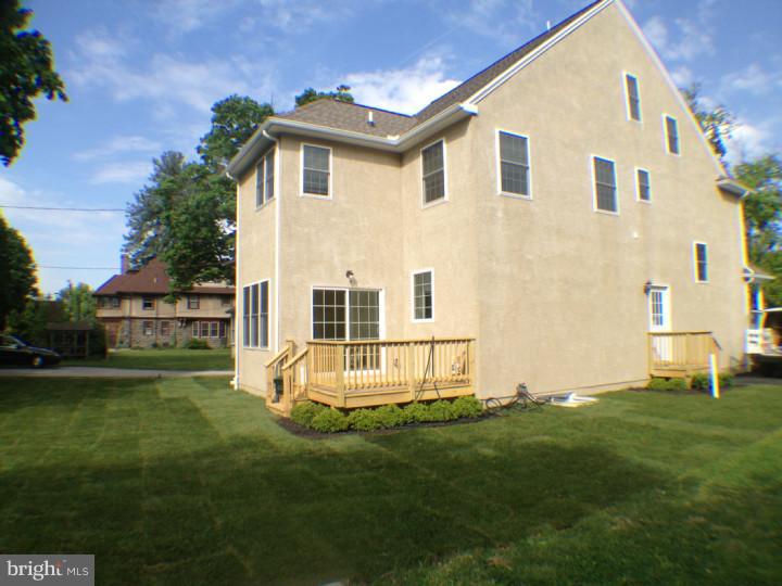 27 East Park Road Havertown, PA 19083 - Photo 24 of 25 Exterior Side
