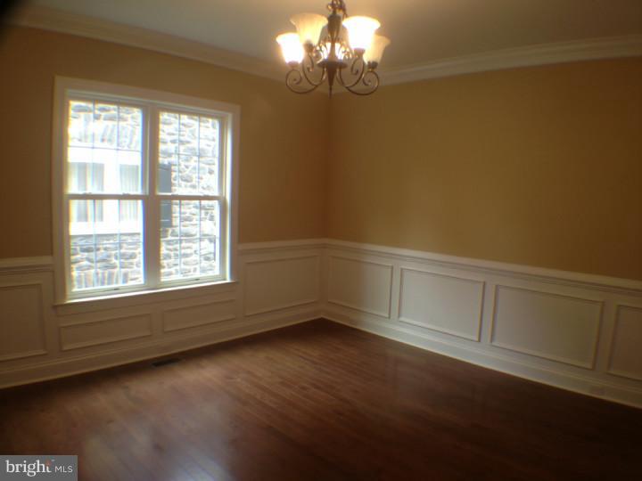 27 East Park Road Havertown, PA 19083 - Photo 5 of 25 Dining Room
