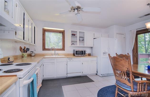 4014 Windward Drive, Unit 14 Tega Cay, SC 29708 - Photo 5 of 24 Gallery Image 5