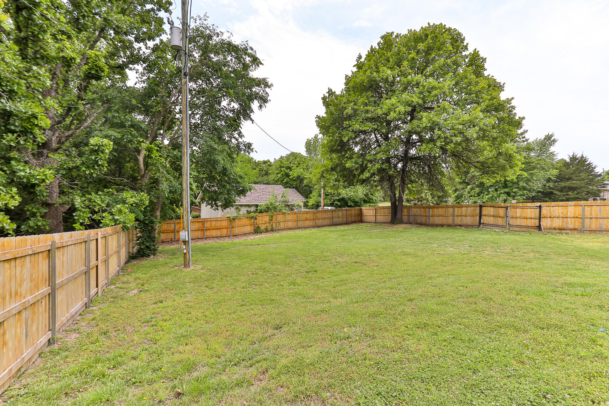 654-656 Pine Ridge Street Marshfield, MO 65706 - Photo 62 of 68 654 Back yard