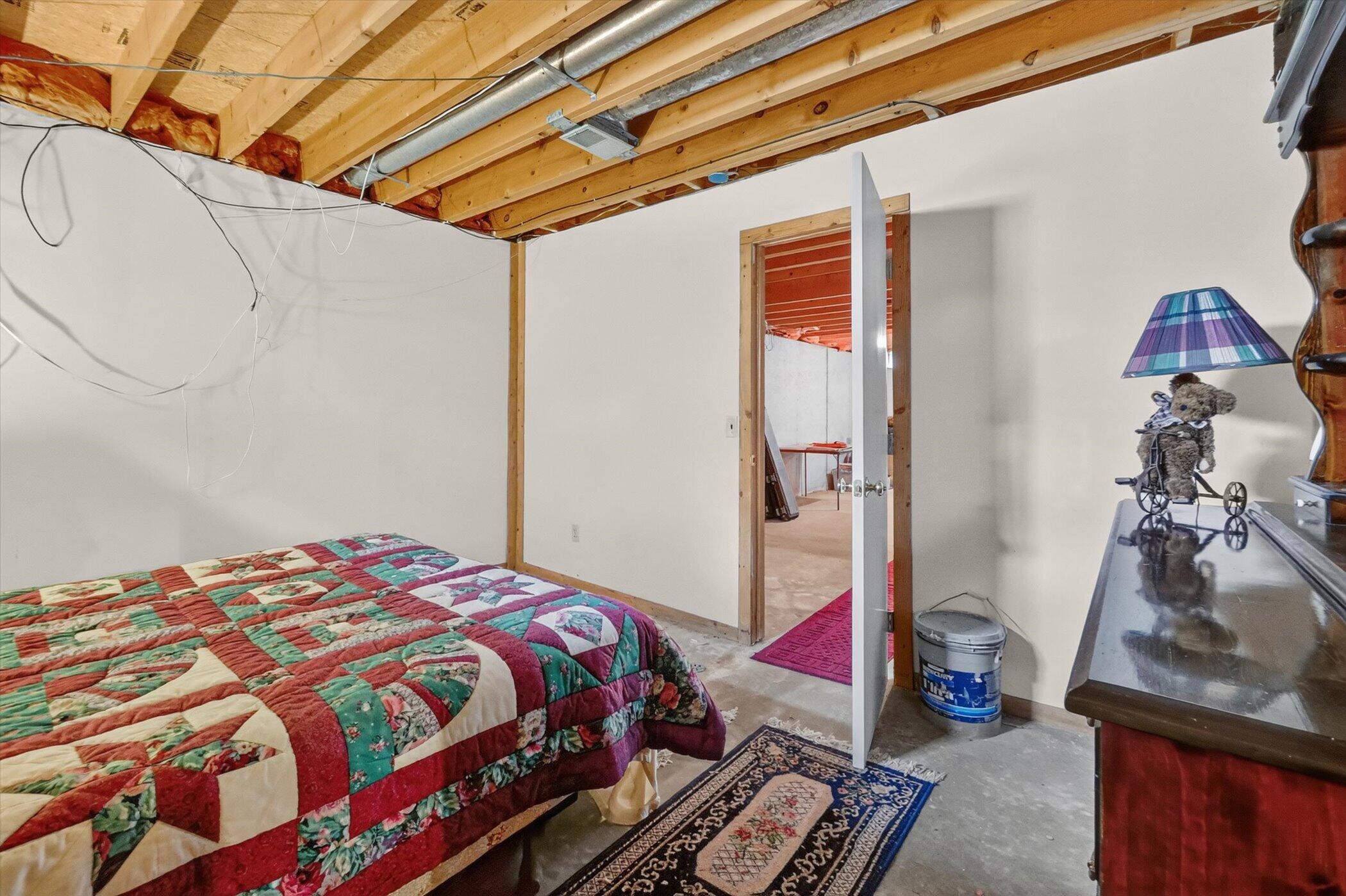 22175 Pratt Road Armada, MI 48005 - Photo 47 of 83 45-22175-Pratt-Rd-WindowStill-Photograph