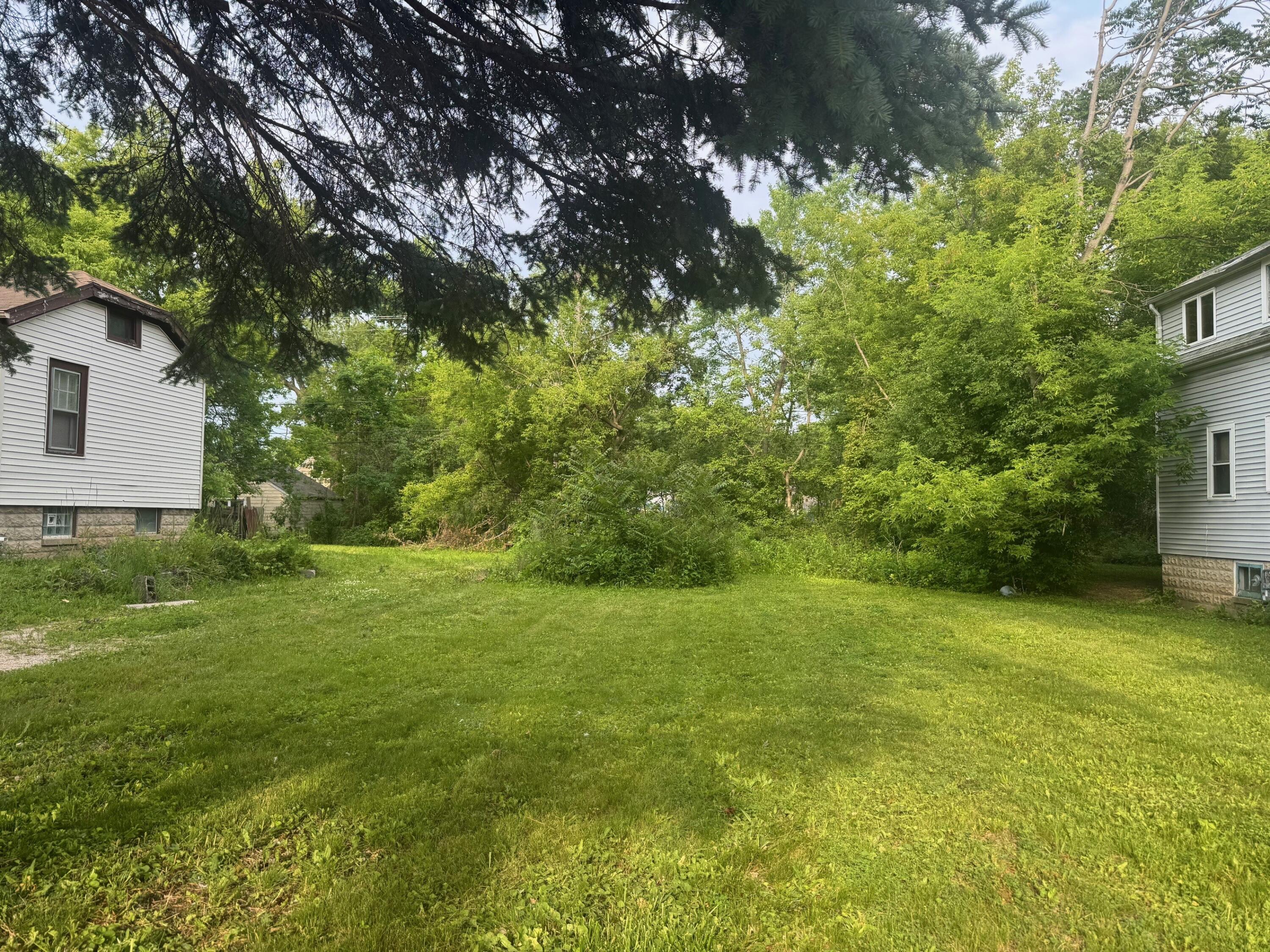 4862 North 54th Street Milwaukee, WI 53218 - Photo 5 of 5 4862 N 54th St -1