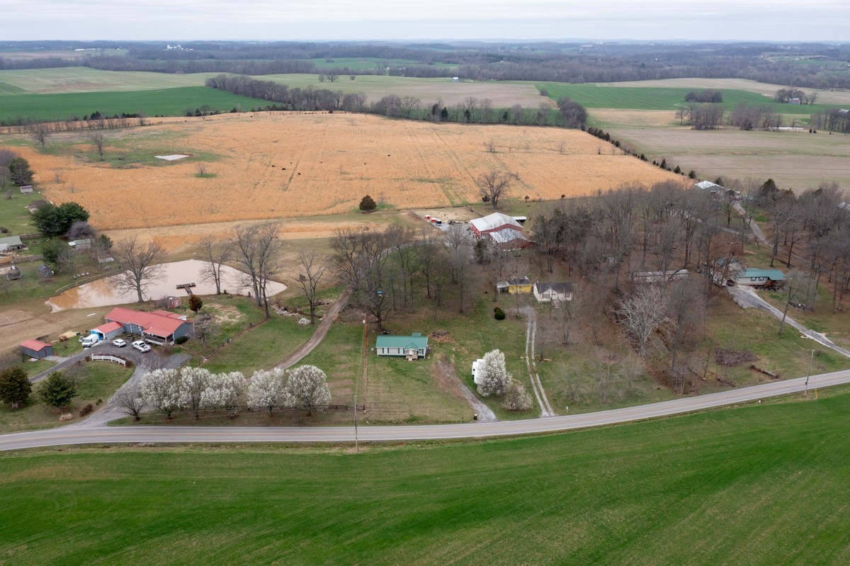 6016 Highland Road Orlinda, TN 37141 - Photo 3 of 34 a view of lake