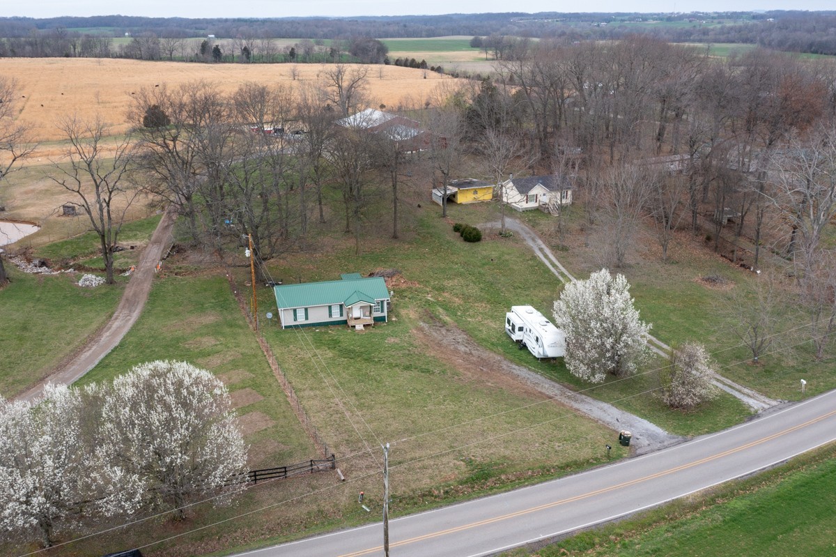 6016 Highland Road Orlinda, TN 37141 - Photo 6 of 34 a picture of a lake view