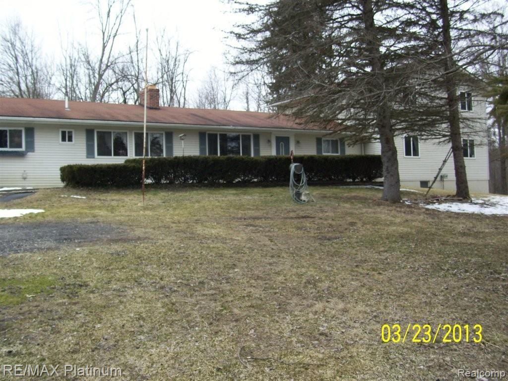5333 North Burkhart Road Howell, MI 48855 - Photo 1 of 7 EXTERIOR