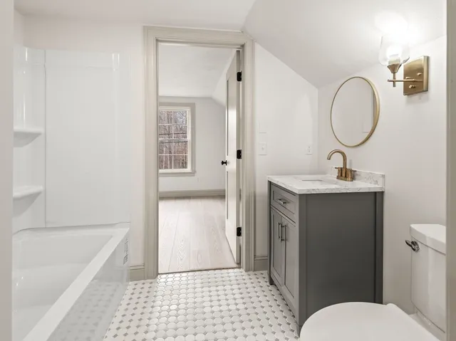 $530,000 | 1 Barre Rd Cutoff, Hubbardston, MA 01452