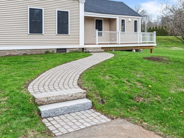 $530,000 | 1 Barre Rd Cutoff, Hubbardston, MA 01452