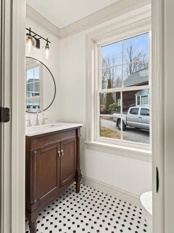 $530,000 | 1 Barre Rd Cutoff, Hubbardston, MA 01452