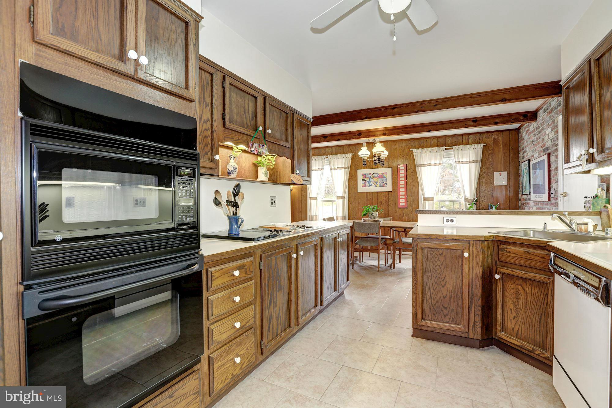 13201 Old Forge Road Silver Spring, MD 20904 - Photo 13 of 30 Kitchen