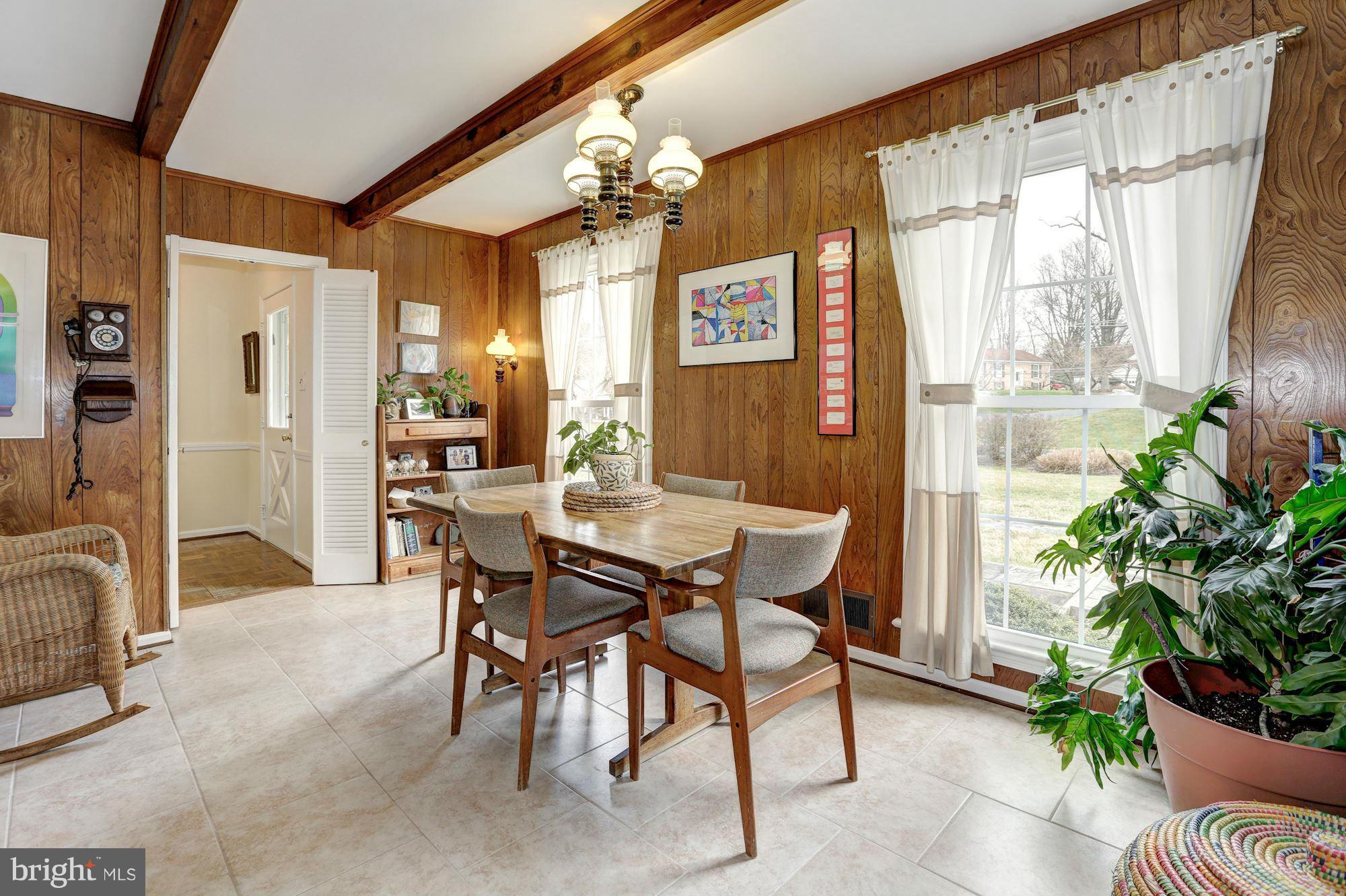 13201 Old Forge Road Silver Spring, MD 20904 - Photo 8 of 30 Huge Breakfast Room