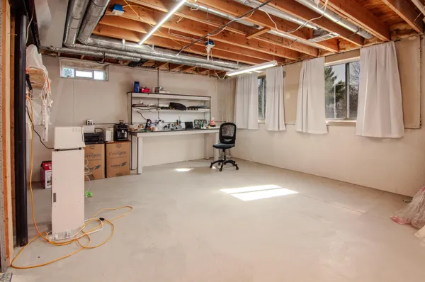 $619,000 | 8401 Hummingbird Drive, Commerce Township, MI 48382