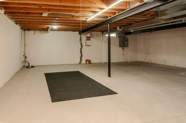 $619,000 | 8401 Hummingbird Drive, Commerce Township, MI 48382