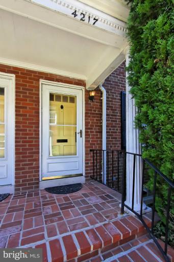 4217 32nd Road South Arlington, VA 22206 - Photo 13 of 27 Exterior (General)