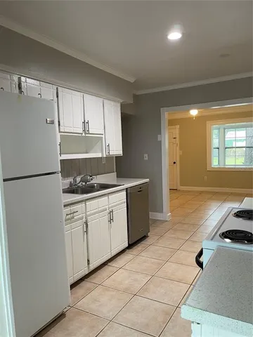 $2,250 | 3016 West Meadow Street, Tampa, FL 33611