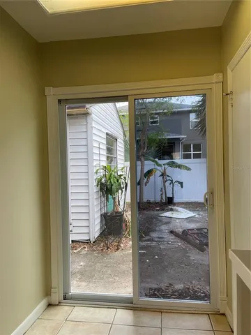 $2,250 | 3016 West Meadow Street, Tampa, FL 33611