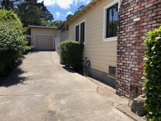 121 Soledad Drive Monterey, CA 93940 - Photo 3 of 14 a backyard of a house