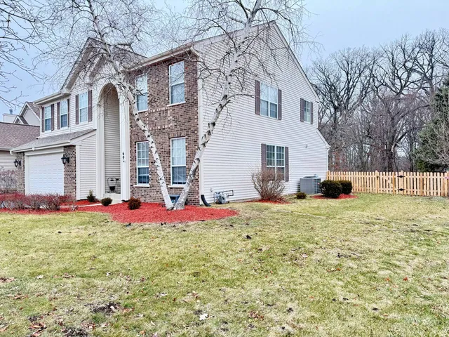 $3,600 | 602 Pearces Ford Road, Oswego, IL 60543