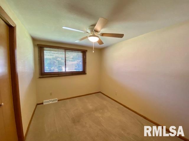 25 Lincoln Road Canton, IL 61520 - Photo 42 of 42 Gallery Image 42