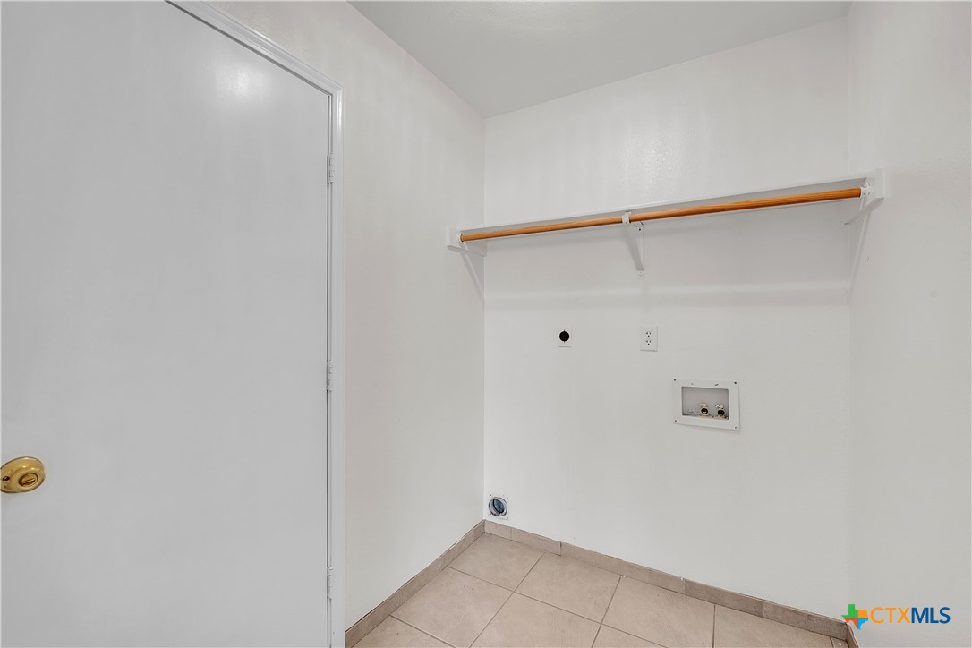 2903 Blue Ridge Drive Killeen, TX 76543 - Photo 29 of 32 a view of bathroom