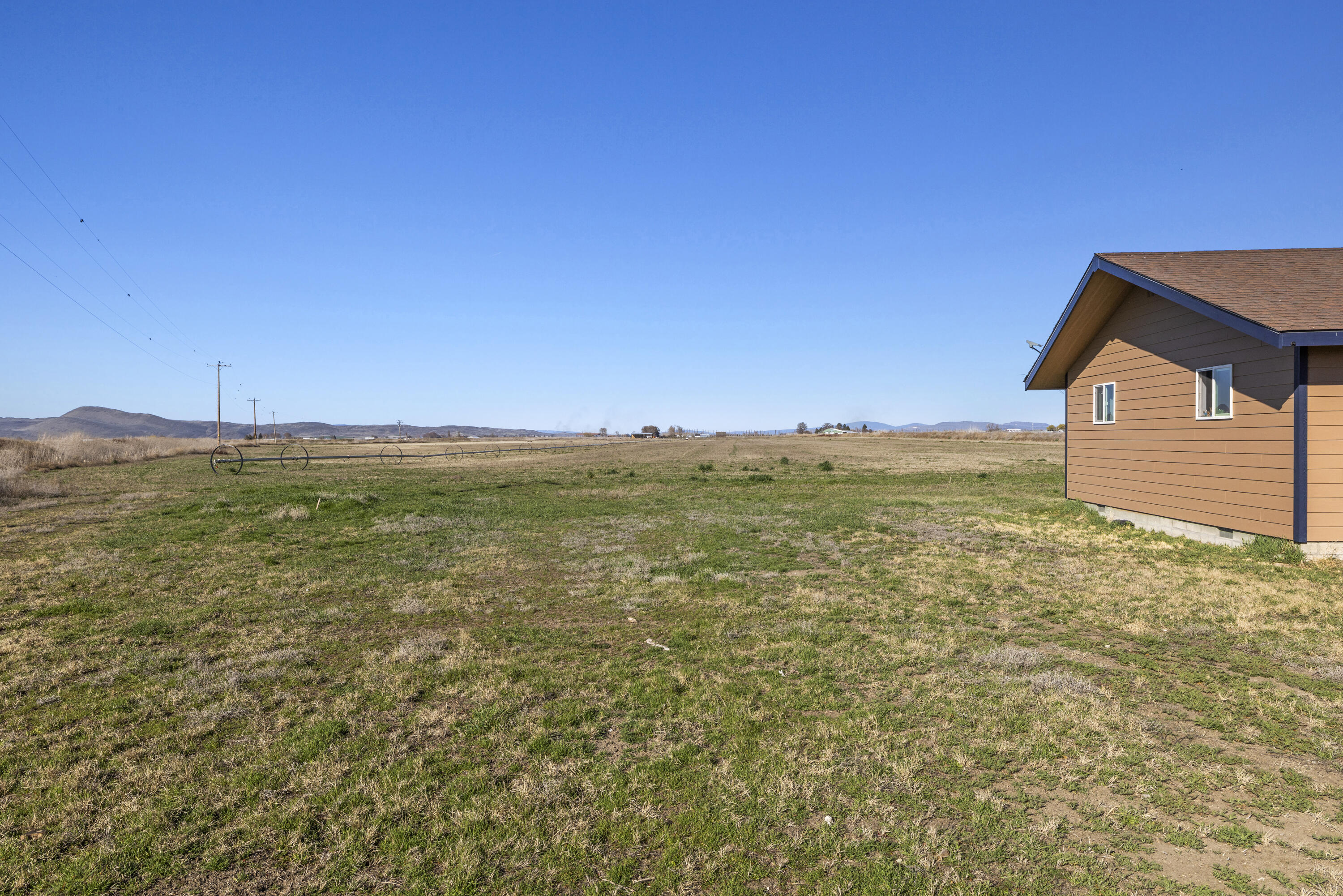 23810 Gaines Road Merrill, OR 97633 - Photo 25 of 28 23810GainesRd-17