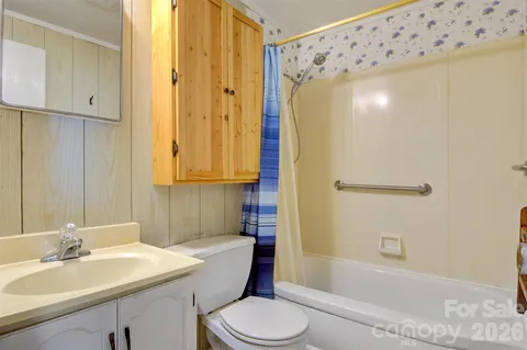 $199,000 | 24 West Berkley Avenue, Granite Falls, NC 28630
