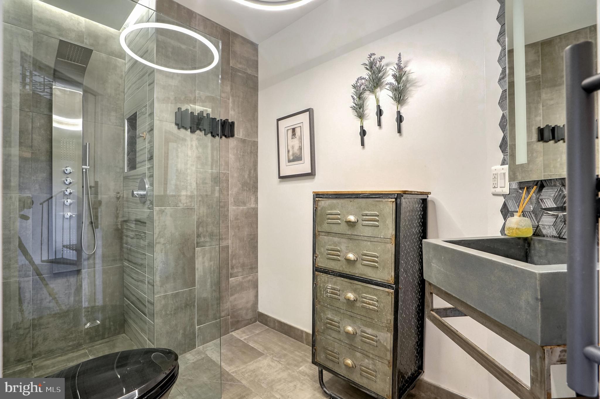 1413 T Street Northwest, Unit 405 Washington, DC 20009 - Photo 2 of 15