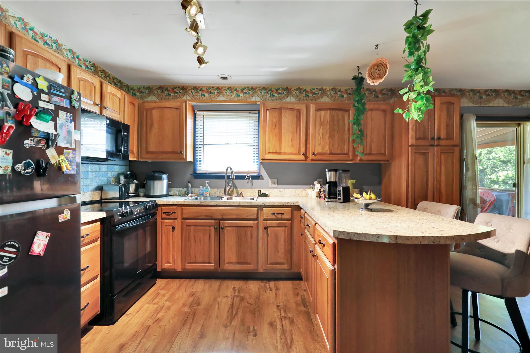 37 Beavens Road Reading, PA 19608 - Photo 19 of 35 Kitchen