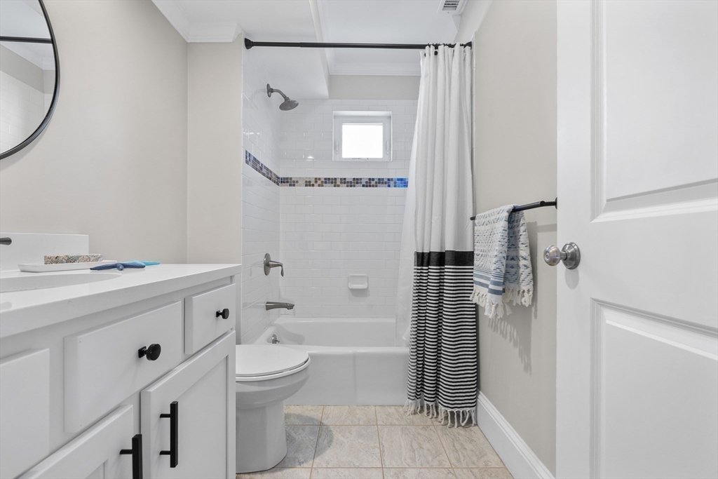 103 Paul Revere Road, Unit 103 Arlington, MA 02476 - Photo 11 of 24