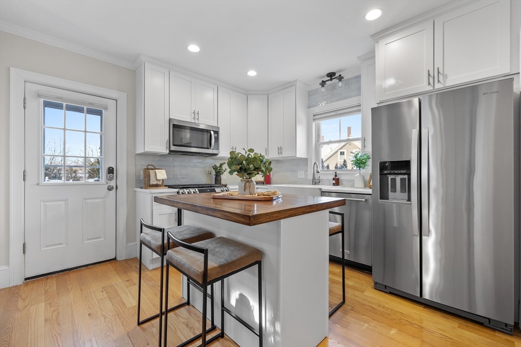 103 Paul Revere Road, Unit 103 Arlington, MA 02476 - Photo 5 of 24