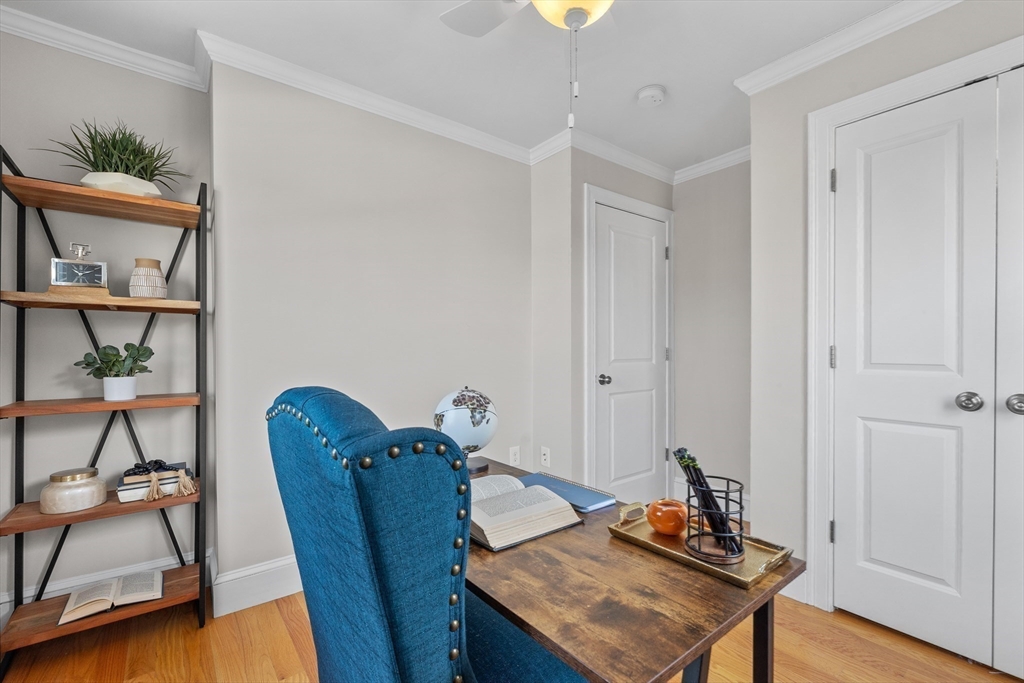 103 Paul Revere Road, Unit 103 Arlington, MA 02476 - Photo 10 of 24