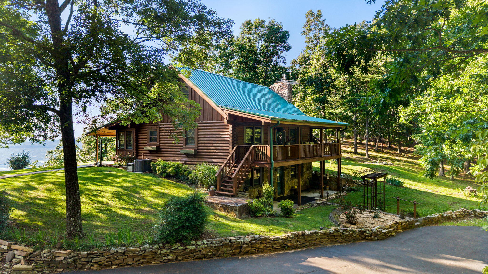 863 Porch Rock Road Pikeville, TN 37367 - Photo 2 of 62 1-web-or-mls-DJI_20260615183939_0734_D-2