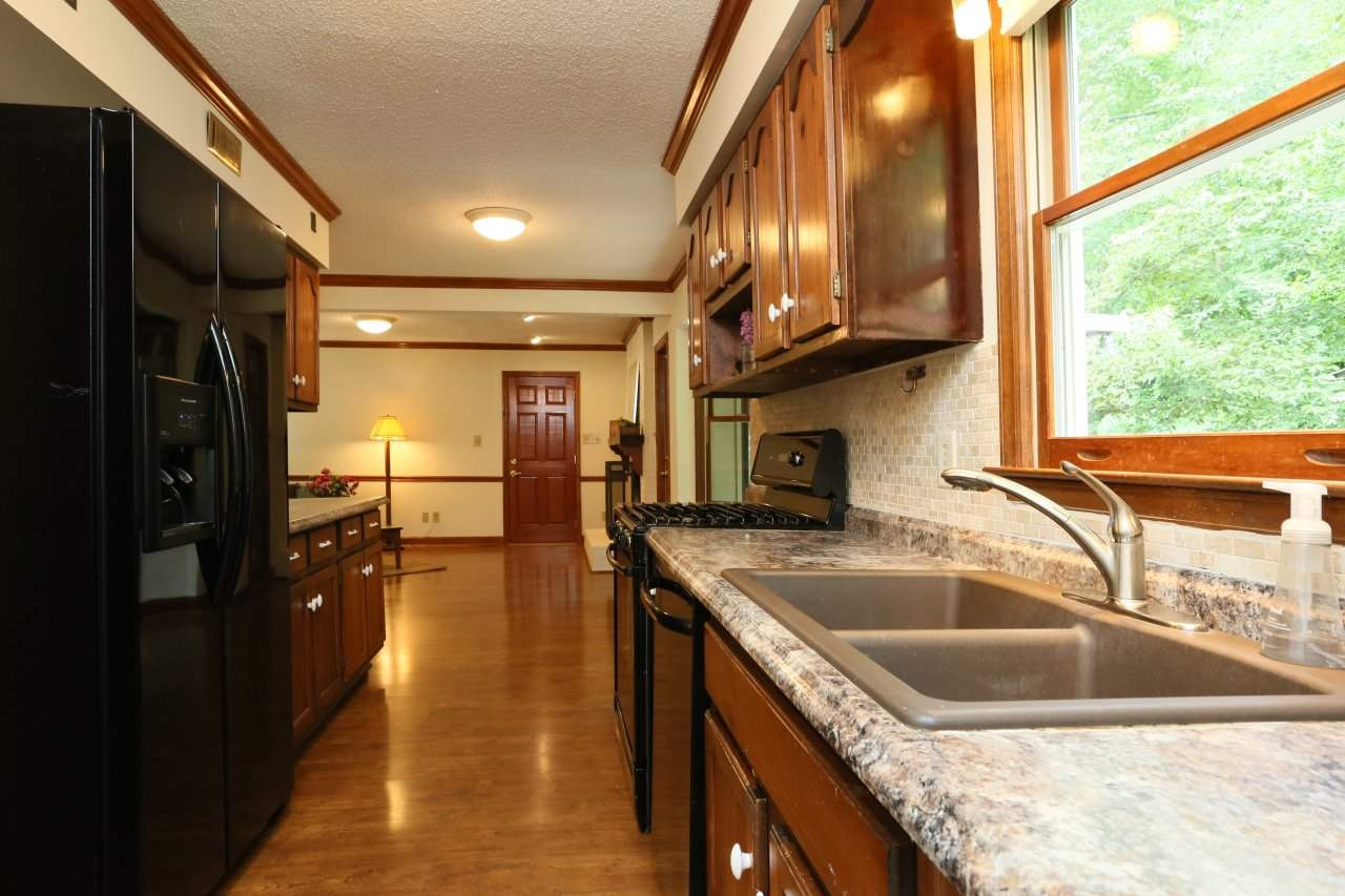 6201 Lakerun Court Raleigh, NC 27612 - Photo 15 of 24 Photo 16