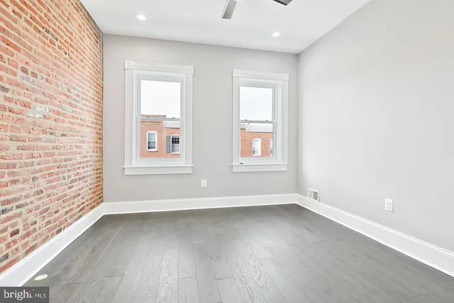 $3,100 | 263 South Robinson Street, Baltimore, MD 21224