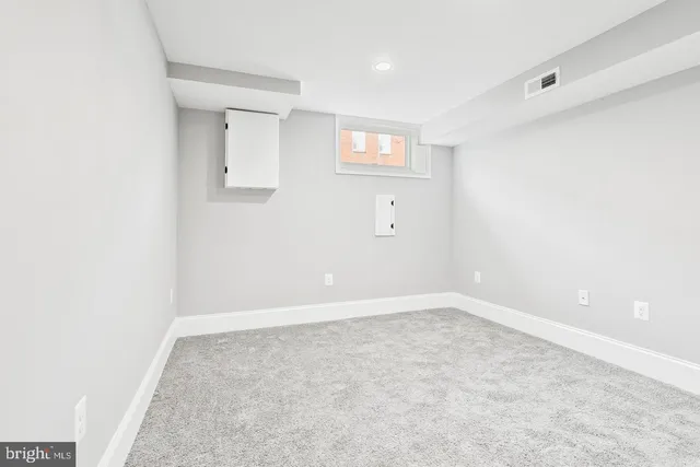 $3,100 | 263 South Robinson Street, Baltimore, MD 21224