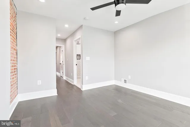 $3,100 | 263 South Robinson Street, Baltimore, MD 21224