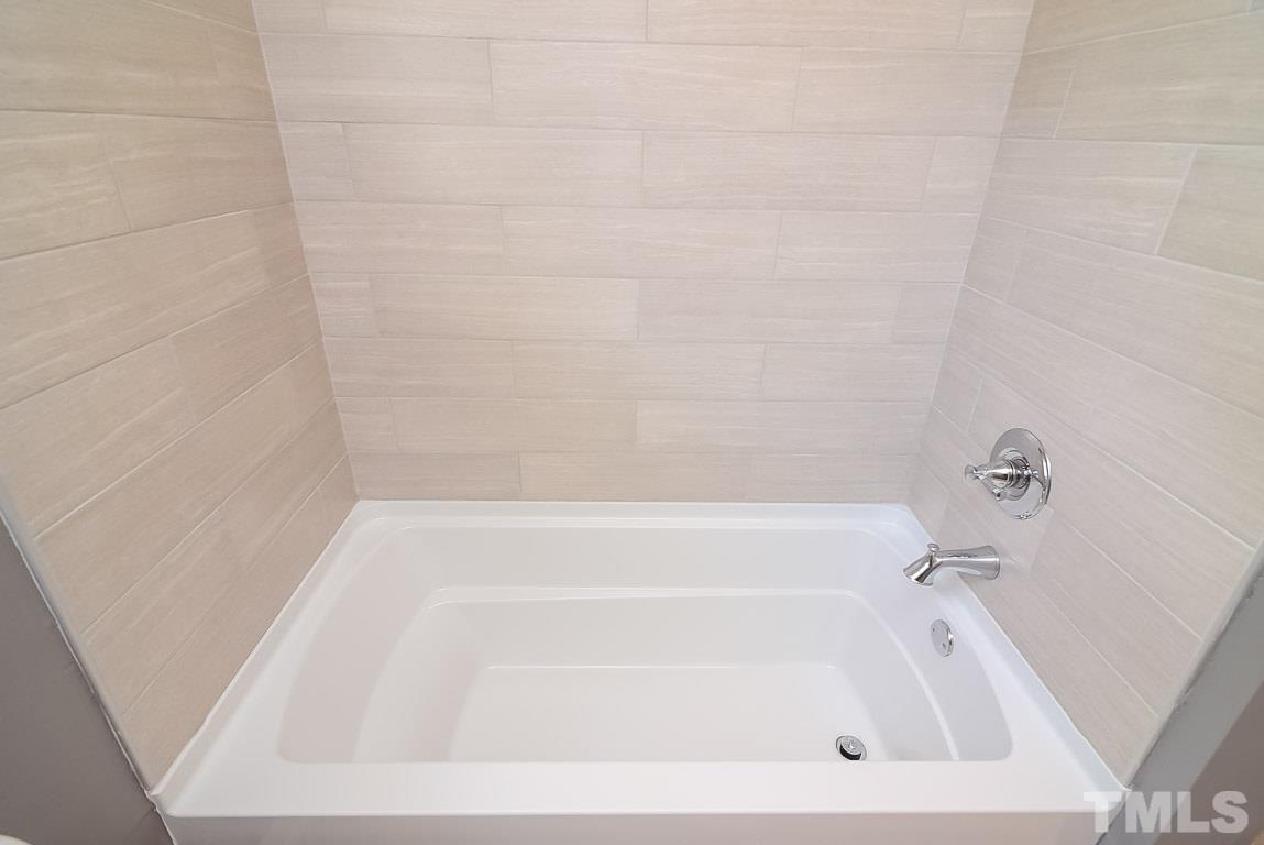 3601 Laurel Circle Raleigh, NC 27612 - Photo 14 of 25 Gallery Image 14