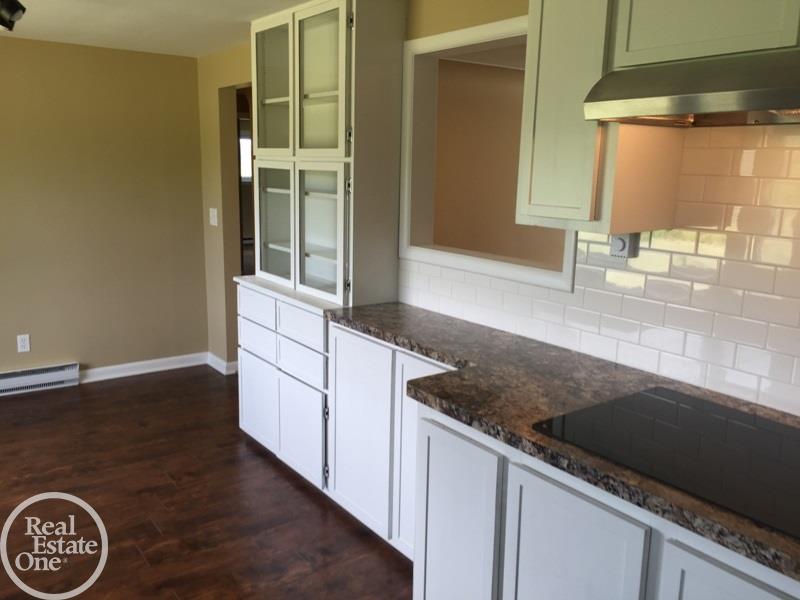 4015 Applegate Road Applegate, MI 48401 - Photo 21 of 47 31300876-20.JPG